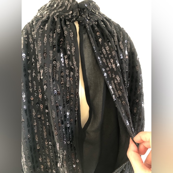 White House Black market Black sequin top. - Picture 14 of 16